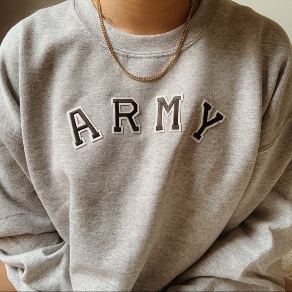 n e w |  gray army crewneck 🤍 - Picture 3 of 10